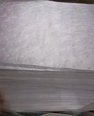 White Oil Absorbent Pads