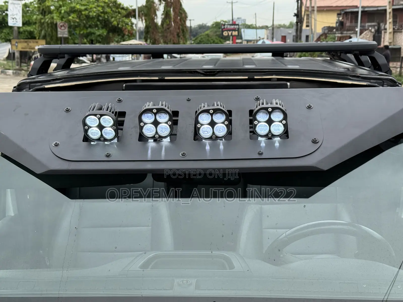 Jeep Wrangler Sahara 2011 Silver