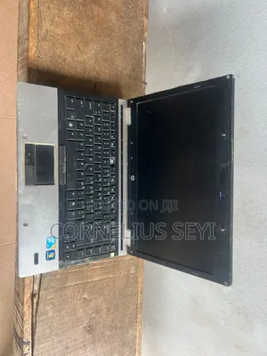 Laptop HP EliteBook 8440P 4GB Intel Core i5 HDD 250GB