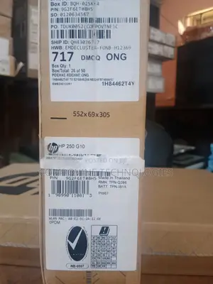 New Laptop HP 250 G10 8GB Intel Core i7 SSD 512GB