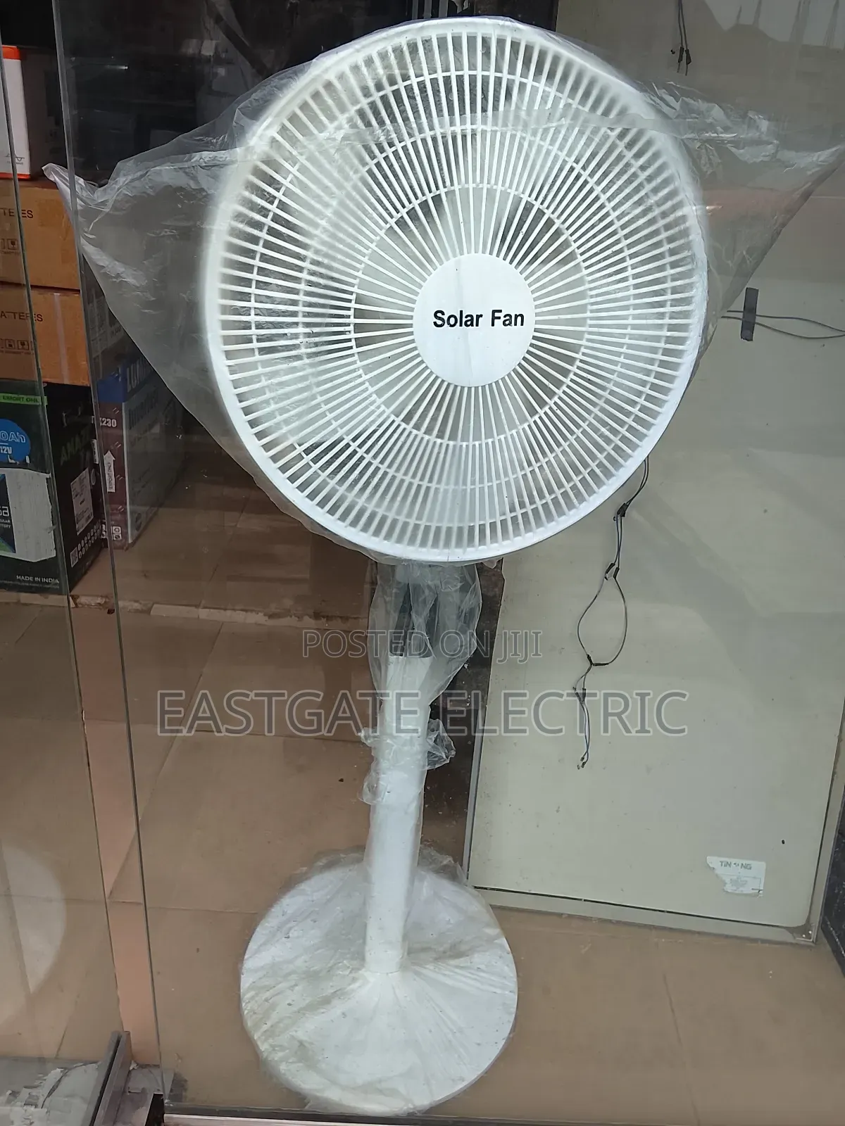 Soft Touch Premium Solar Fan With Remote Control