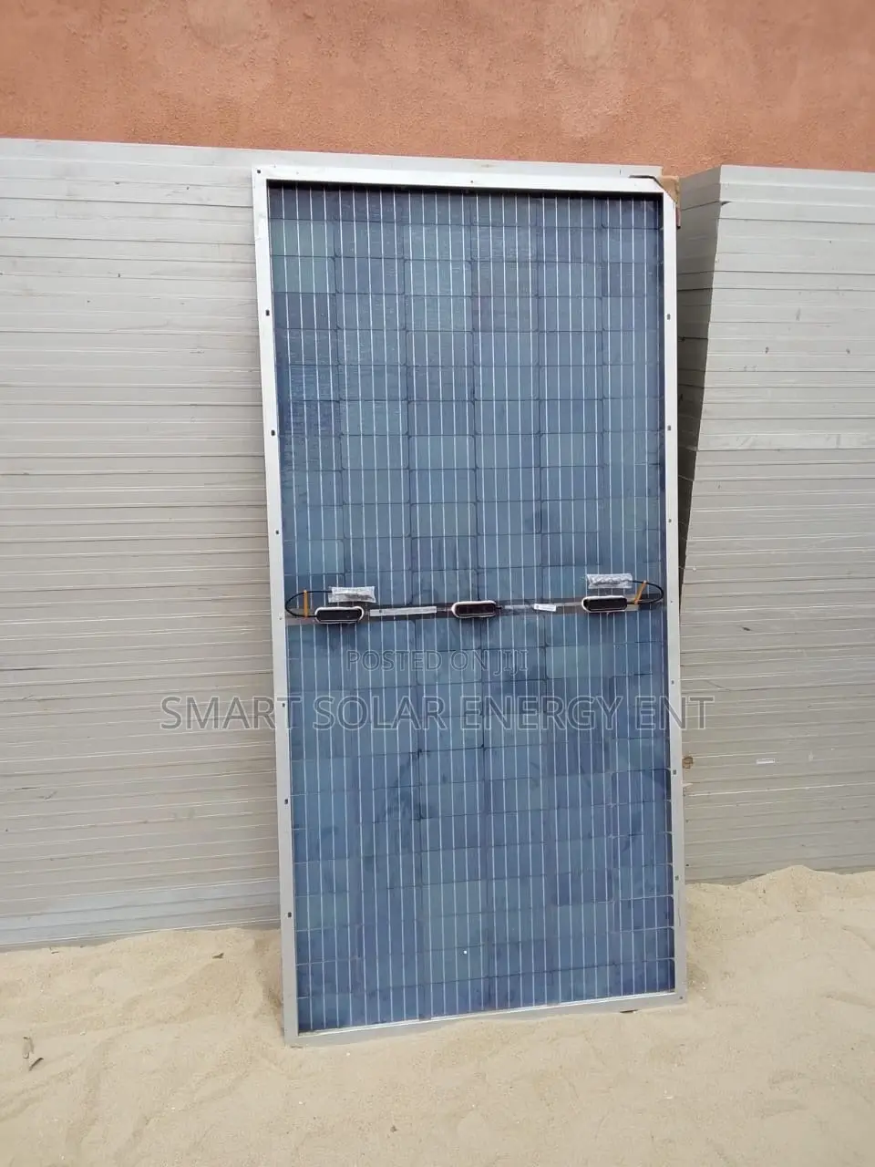 630w Halfcut Jinko Bi-Ficial Solar Panel