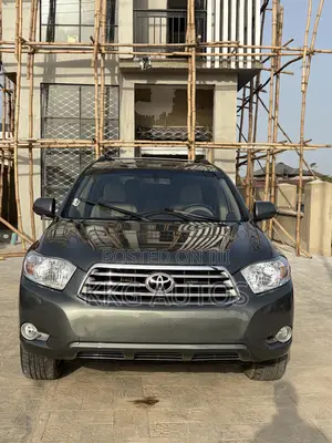 Toyota Highlander 2010 Green