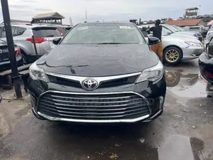Toyota Avalon Limited 4dr Sedan (3.5L 6cyl 6A) 2015 Black