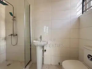 4bdrm Duplex in Lekki for rent