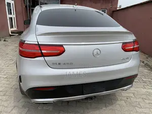 Mercedes-Benz GLE-Class 2016 Silver