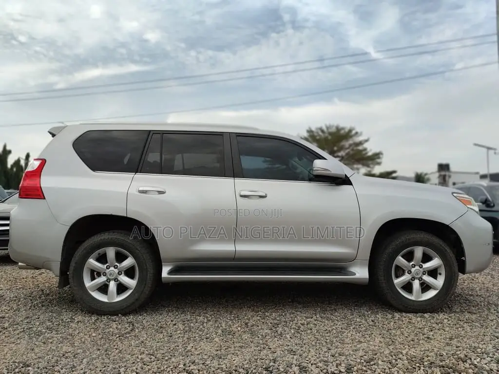 Lexus GX 460 2011 Silver