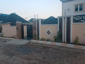 5bdrm Duplex in Akala Express for sale