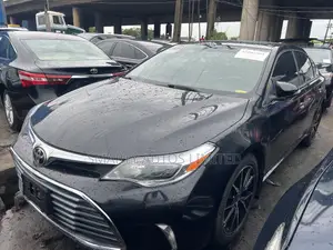 Toyota Avalon Limited 4dr Sedan (3.5L 6cyl 6A) 2015 Black