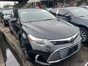Toyota Avalon Limited 4dr Sedan (3.5L 6cyl 6A) 2015 Black
