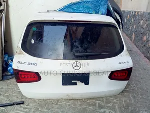 Mercedes Benz Complete Booth Glc300