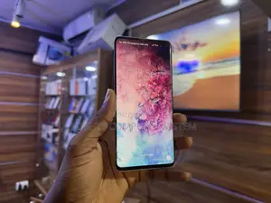 Samsung Galaxy S10 Plus 128 GB Silver