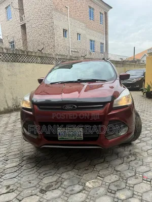 Ford Escape SE 4dr SUV AWD (1.6L 4cyl Turbo 6A) 2014 Red