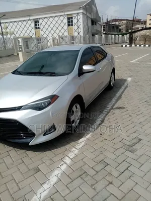 Toyota Corolla 2017 Silver