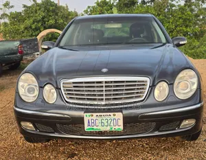 Mercedes-Benz E320 2005 Black