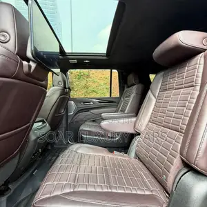 Cadillac Escalade ESV Premium Luxury Platinum 4WD 2024 Black