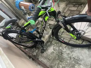 Barely Used Bicycle With New Tyre Pump And Phone Holder