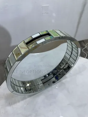 The Prism Ring Mirror