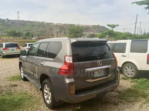 Lexus GX 2013 Gray