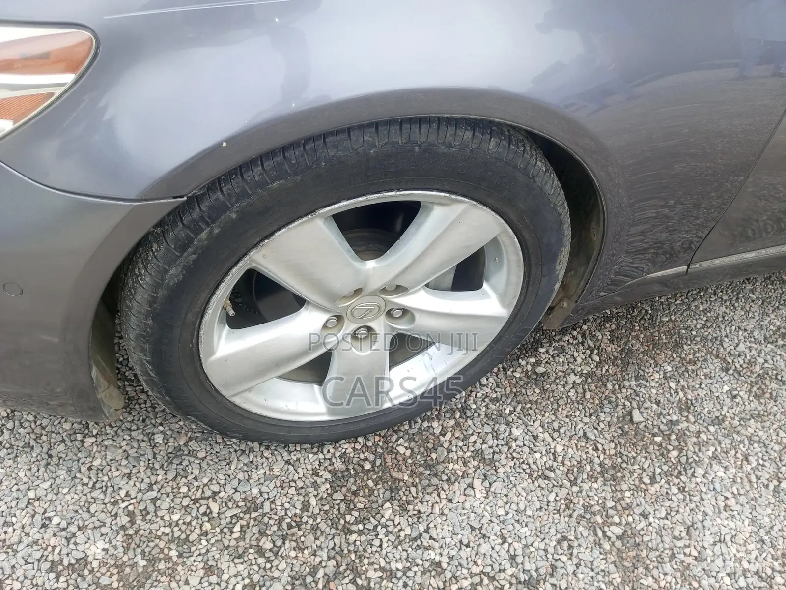 Lexus LS 2011 Gray
