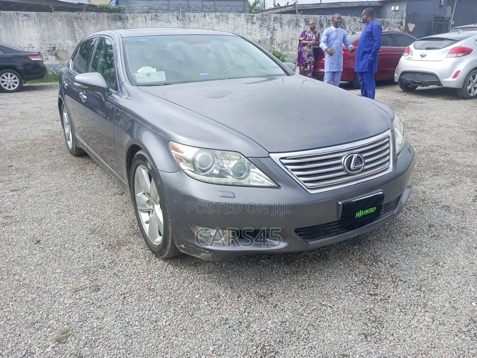 Lexus LS 2011 Gray