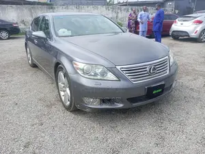 Lexus LS 2011 Gray