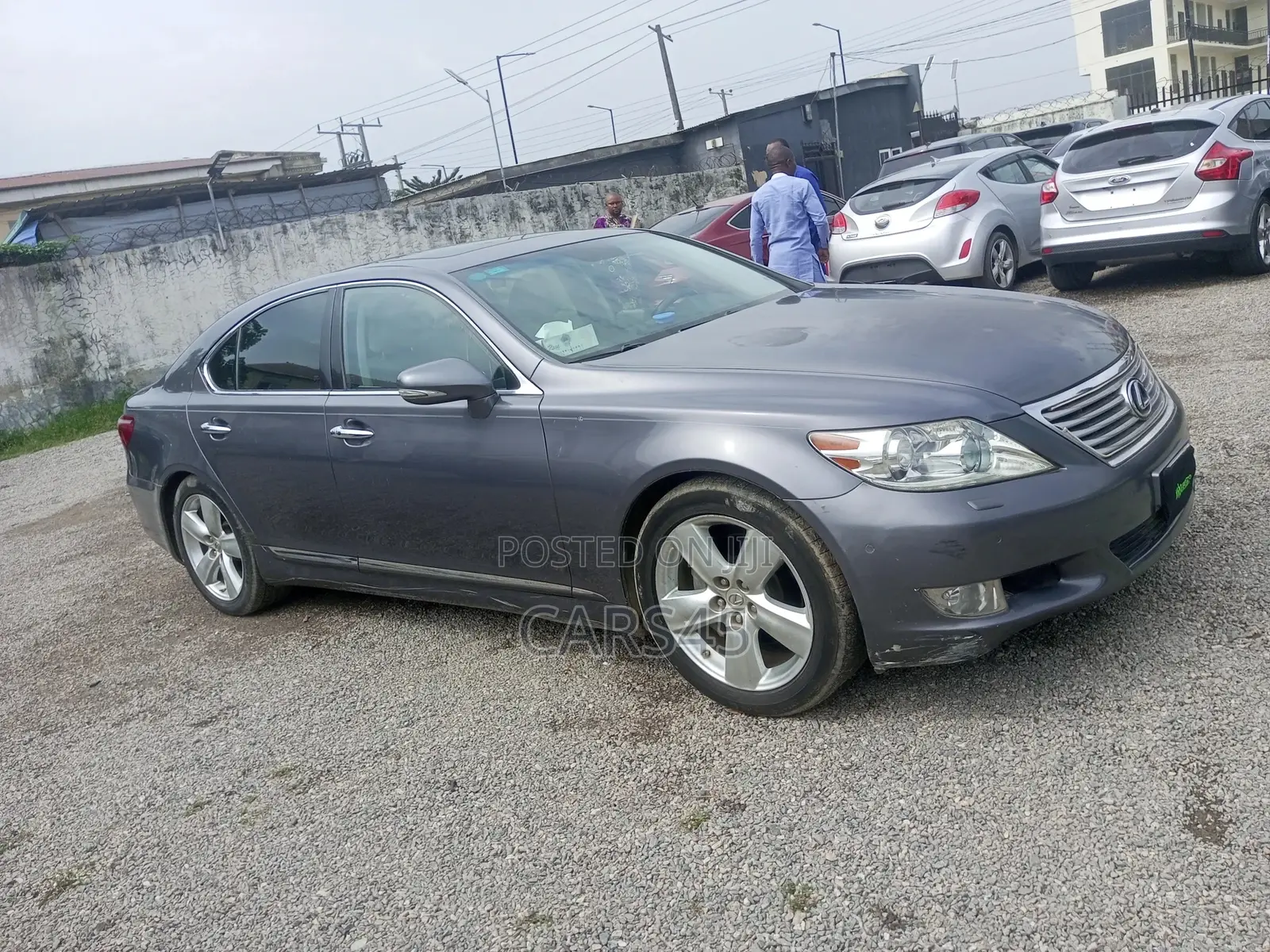 Lexus LS 2011 Gray
