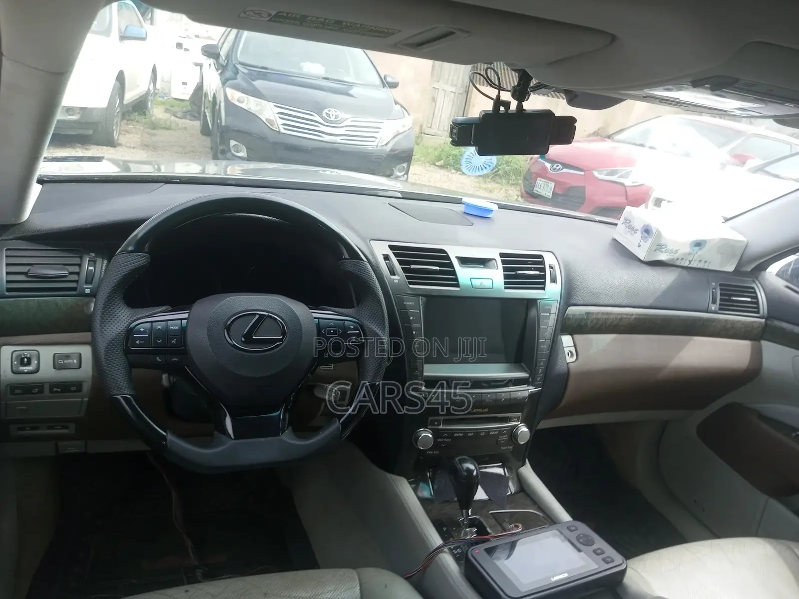Lexus LS 2011 Gray