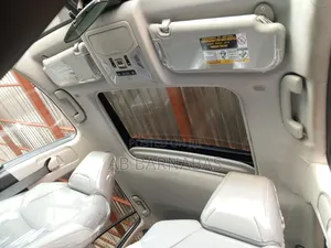 Toyota RAV4 XLE AWD 2024 Gray