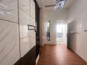 5bdrm Duplex in Ikota for rent