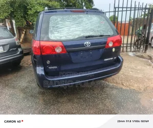 Toyota Sienna LE 2008 Blue
