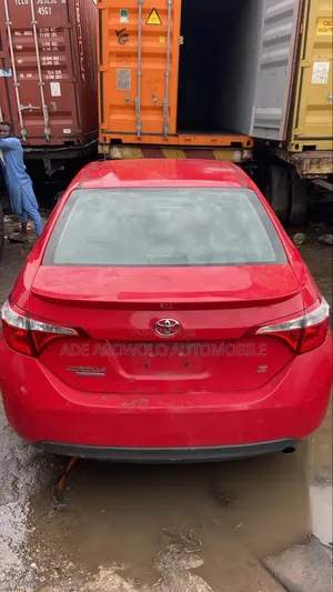 Toyota Corolla 2016 Red