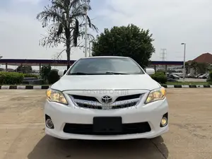 Toyota Corolla L 4dr Sedan (1.8L 4cyl 5M) 2013 White