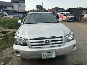 Toyota Highlander 2005 Silver