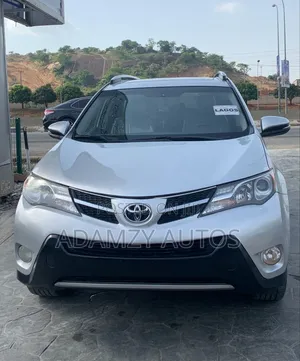 Toyota RAV4 2015 Silver
