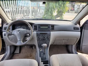 Toyota Corolla 2005 Gray