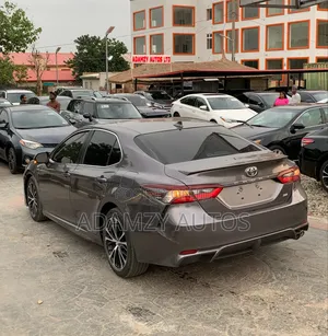 Toyota Camry 2026 Brown