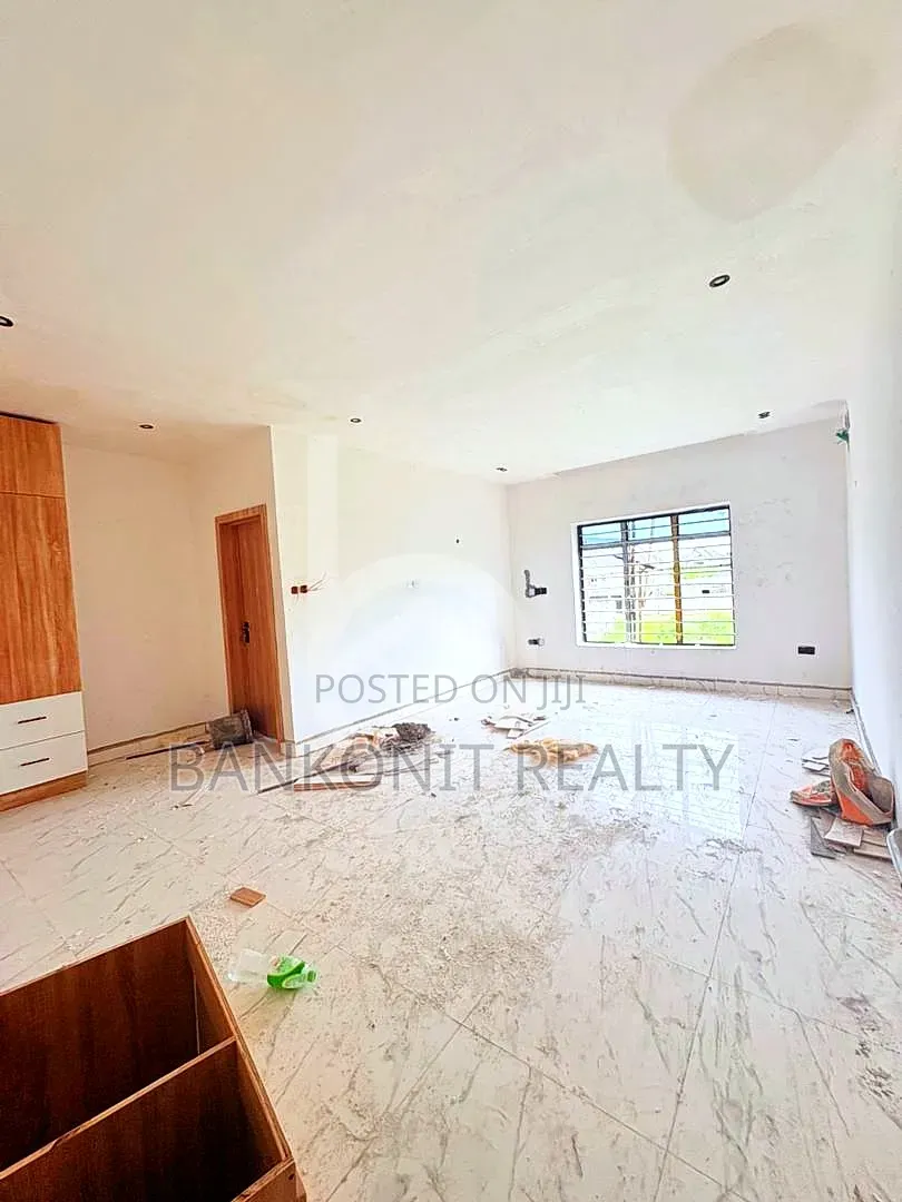 4 Bedroom Terrace Duplex