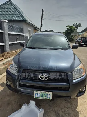 Toyota RAV4 2.5 4x4 2012 Green