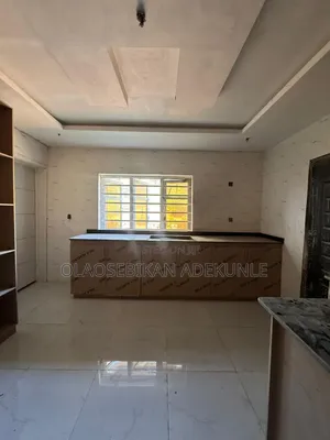 2bdrm Duplex in Alalubosa Gra for rent