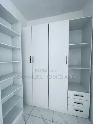 3bdrm Townhouse / Terrace in Ikota for rent