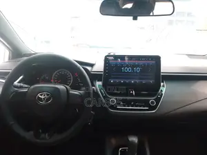 Toyota Corolla 2021 White