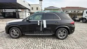 New Mercedes-Benz GLE-Class GLE 450 4MATIC AWD 2025 Black