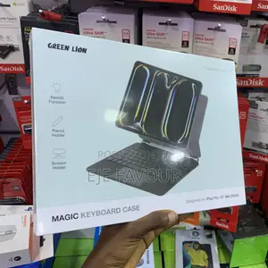 iPad Pro 13 M4 Magic Keyboard Case Green Lion