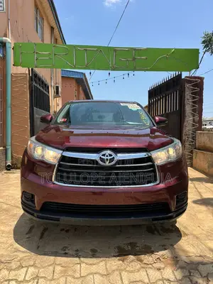 Toyota Highlander 2016 Burgundy