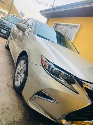 Lexus ES 2017 Beige