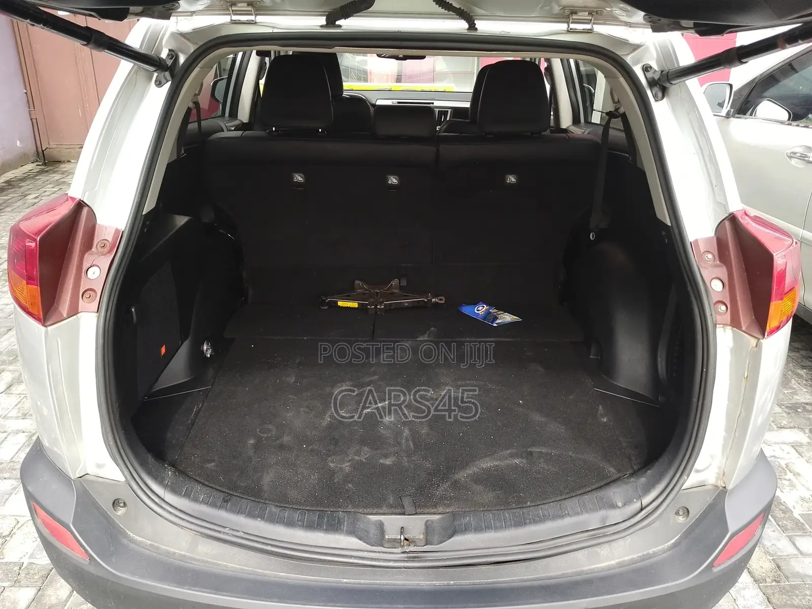 Toyota RAV4 2014 Silver