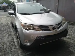 Toyota RAV4 2014 Silver