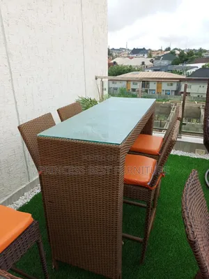 Bar Rattan/Resturant Chair