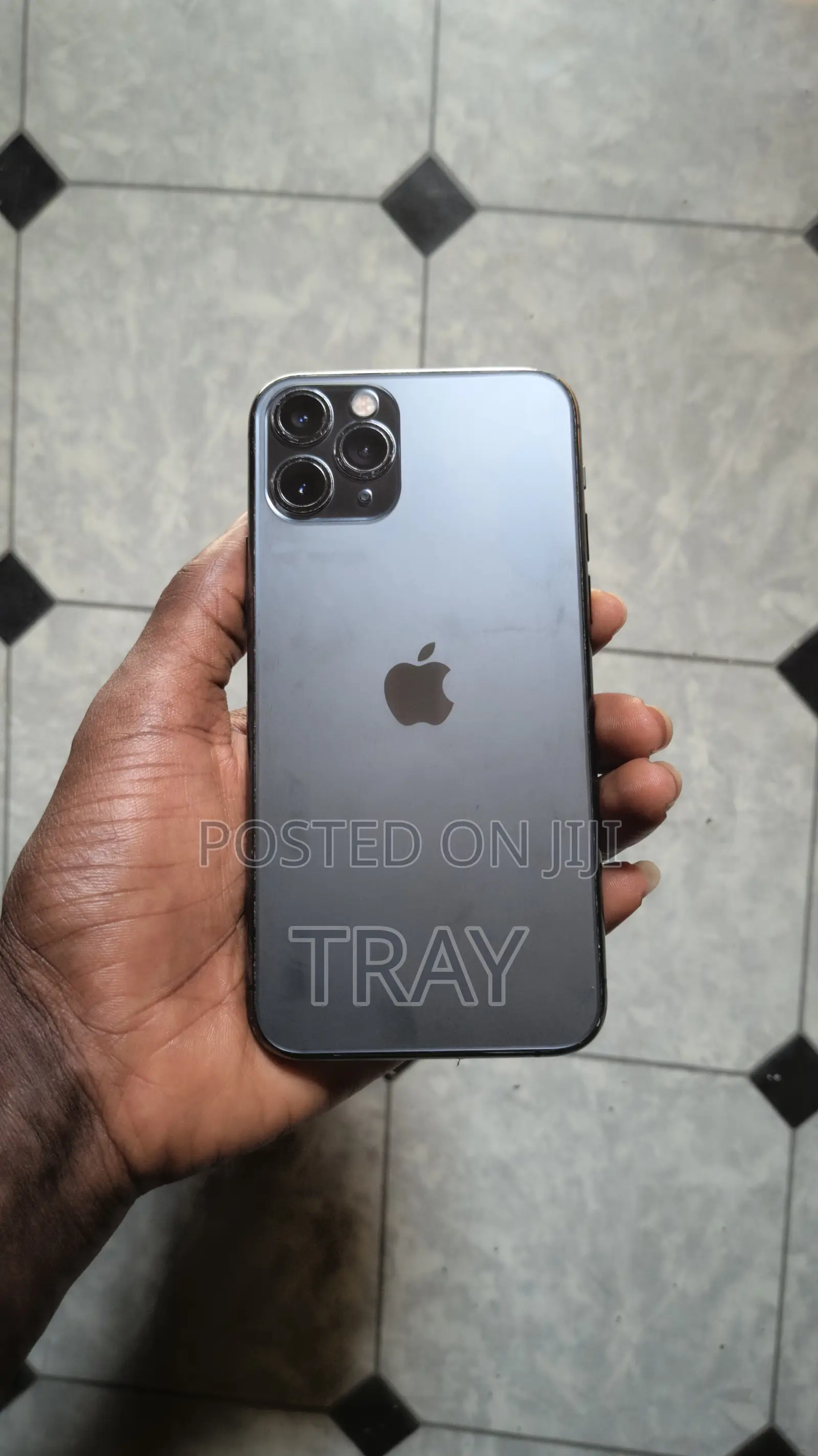Apple iPhone 11 Pro 64 GB Gray
